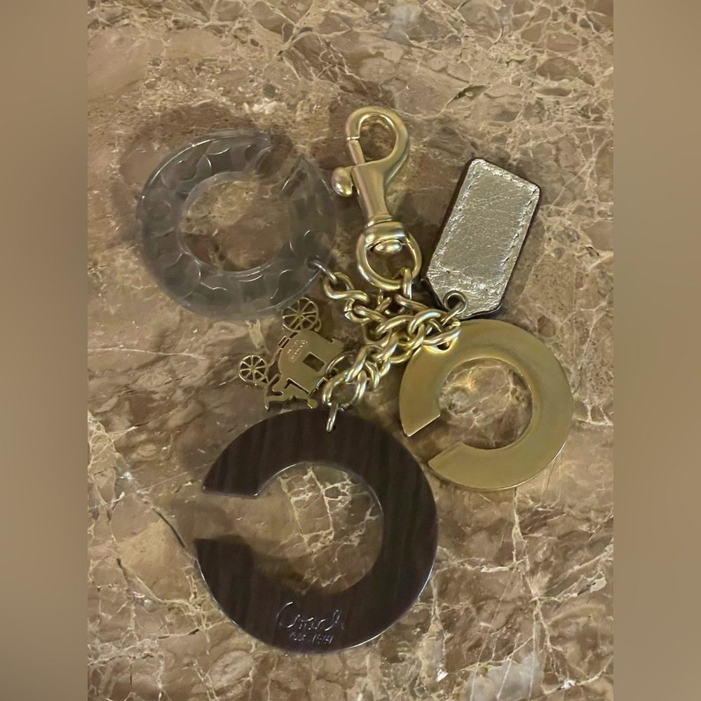 COACH 14826 Peyton Bag C’s And Horse & Carriage Replacement Hangtag Bag Charm - Picture 10 of 17